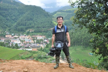 Truy tặng Bằng khen của Thủ tướng cho phóng viên Đinh Hữu Dư