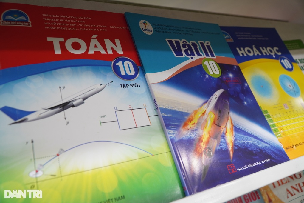 Thi tốt nghiệp THPT 6 môn gây thiệt thòi cho thí sinh theo khối tự nhiên? - 2 Thi tốt nghiệp THPT 6 môn gây thiệt thòi cho thí sinh theo khối tự nhiên? - 2