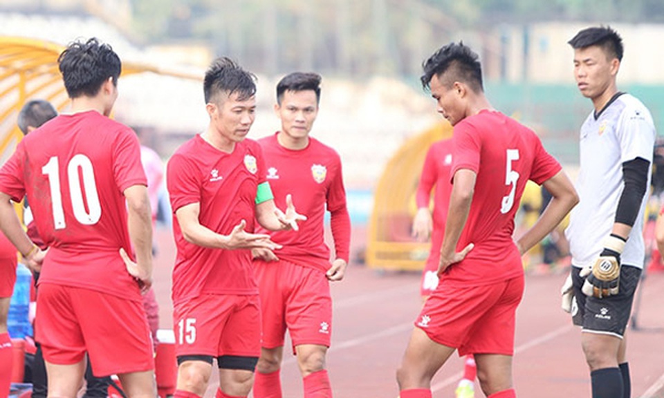 Lê Tấn Tài được bầu làm đội trưởng CLB Hồng Lĩnh Hà Tĩnh - 1 Lê Tấn Tài được bầu làm đội trưởng CLB Hồng Lĩnh Hà Tĩnh - 1