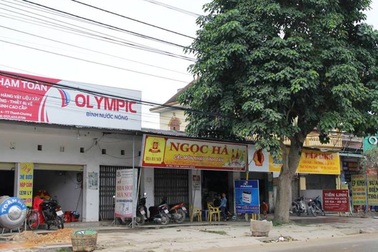 Nghệ An: Dân bất bình khi hàng loạt ki ốt bị giải tỏa để phân lô, đấu giá!