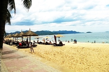Du khách Nga ồ ạt đến Nha Trang nghỉ Đông