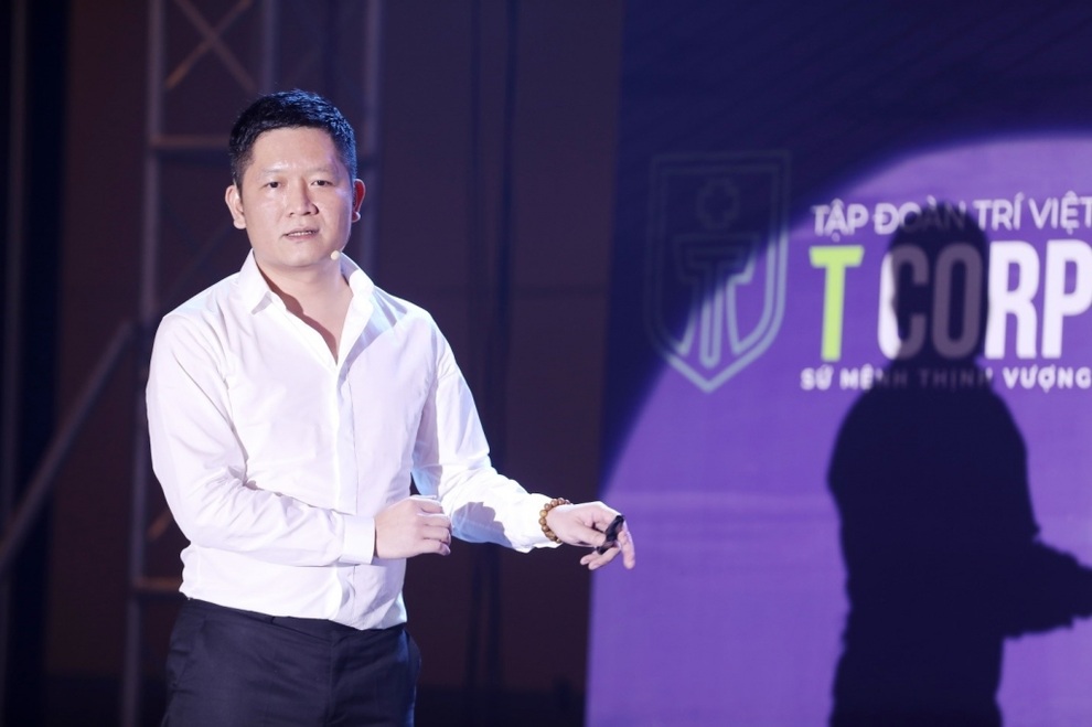 Chủ tịch Phạm Thanh Tùng và Chứng khoán Trí Việt (TVB) được tôn vinh tại APEA 2021 - 4 Chủ tịch Phạm Thanh Tùng và Chứng khoán Trí Việt (TVB) được tôn vinh tại APEA 2021 - 4