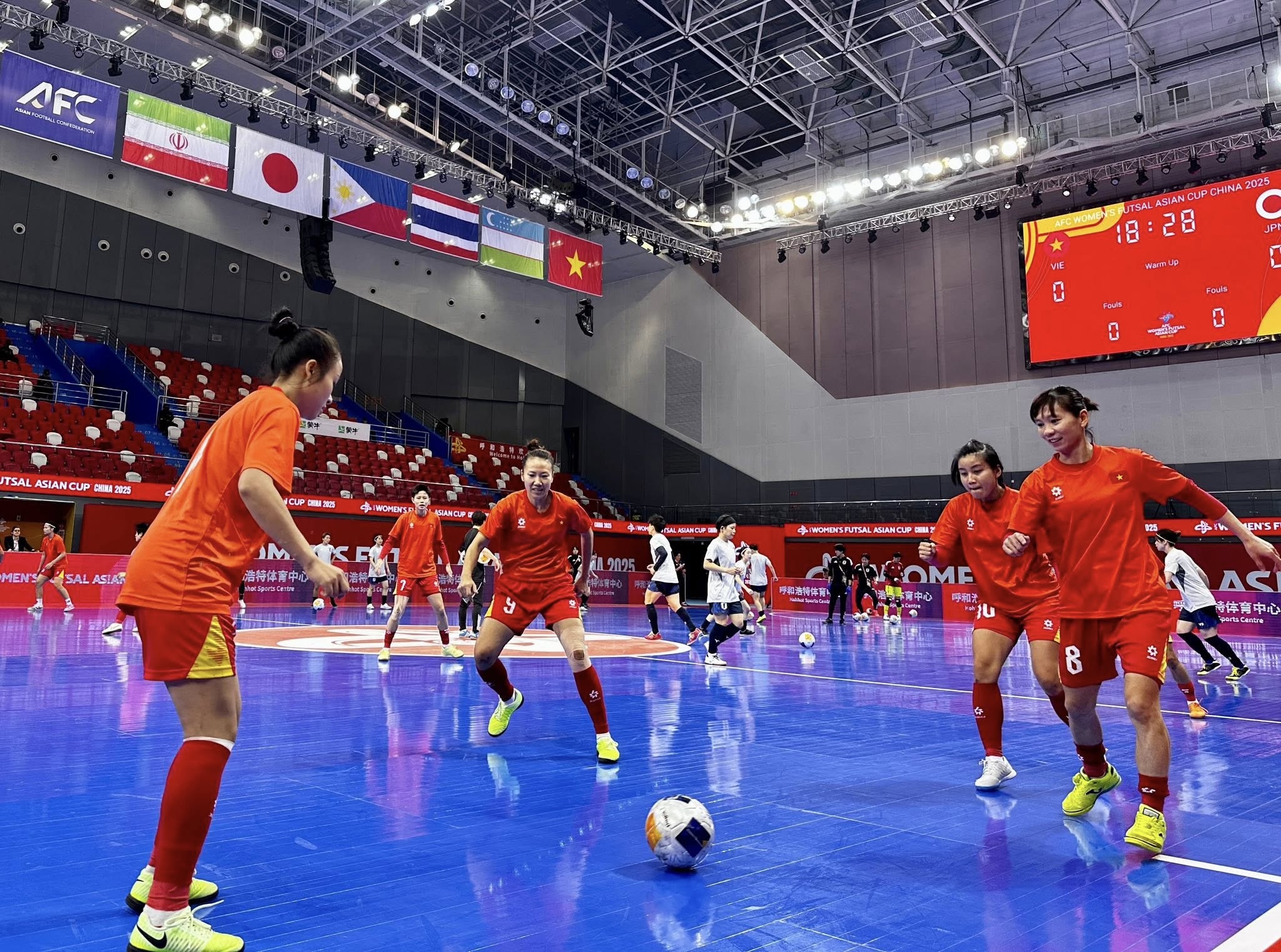 Tiền vệ Thùy Trang trải lòng khi futsal nữ Việt Nam vỡ mộng World Cup - 1 Tiền vệ Thùy Trang trải lòng khi futsal nữ Việt Nam vỡ mộng World Cup - 1