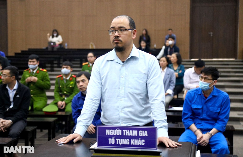 Xét xử siêu lừa: Luật sư chất vấn các ngân hàng về trách nhiệm dân sự - 3 Xét xử siêu lừa: Luật sư chất vấn các ngân hàng về trách nhiệm dân sự - 3