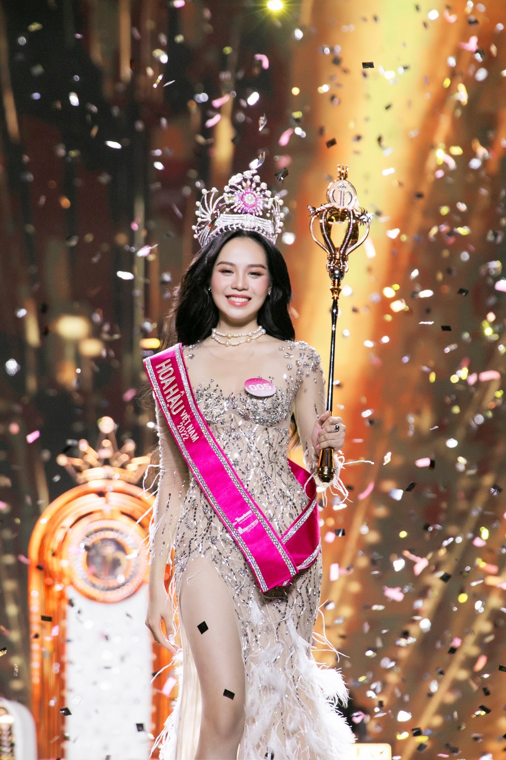 Thanh Thủy đăng quang khép lại năm kỷ lục với 11 Hoa hậu ở Việt Nam - 1 Thanh Thủy đăng quang khép lại năm kỷ lục với 11 Hoa hậu ở Việt Nam - 1
