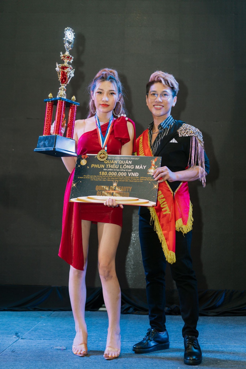 Linda Academy khẳng định vị thế trong top ngành phun xăm thẩm mỹ - 3 Linda Academy khẳng định vị thế trong top ngành phun xăm thẩm mỹ - 3