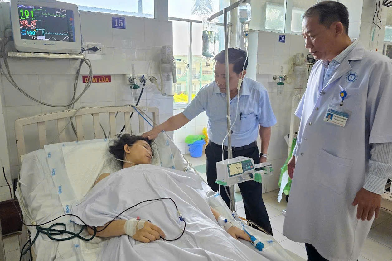 Tai nạn trên cao tốc, 11 người thương vong: Sức khỏe các nạn nhân ra sao? - 2