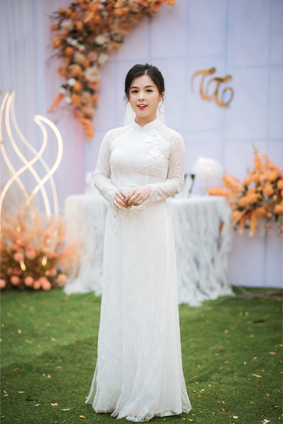 Hot girl dân tộc Tày diện áo cưới xinh lung linh, lên xe hoa về nhà chồng - 9