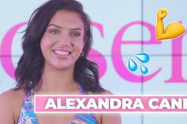 Alexandra Cane trả lời phỏng vấn
