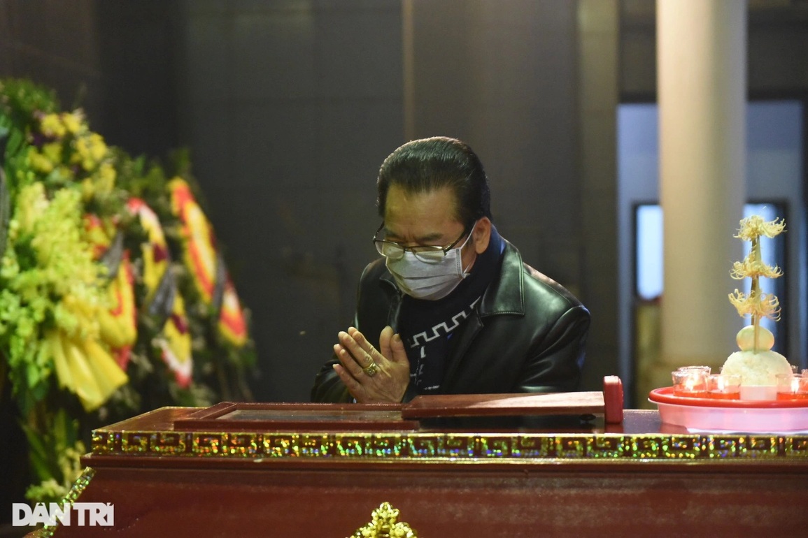 NSND Thu Hà, Trung Hiếu cùng dàn nghệ sĩ đưa tiễn NSƯT Tiến Hợi - 11