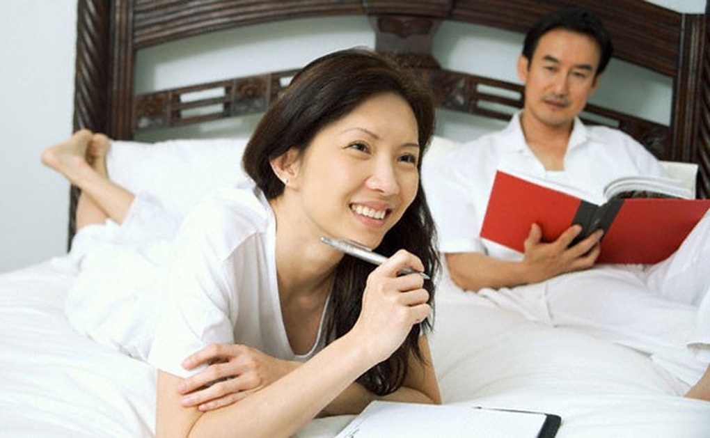 Sau khi sinh con trai, vợ trẻ kém 15 tuổi nói một câu khiến tôi điêu đứng - 1 Sau khi sinh con trai, vợ trẻ kém 15 tuổi nói một câu khiến tôi điêu đứng