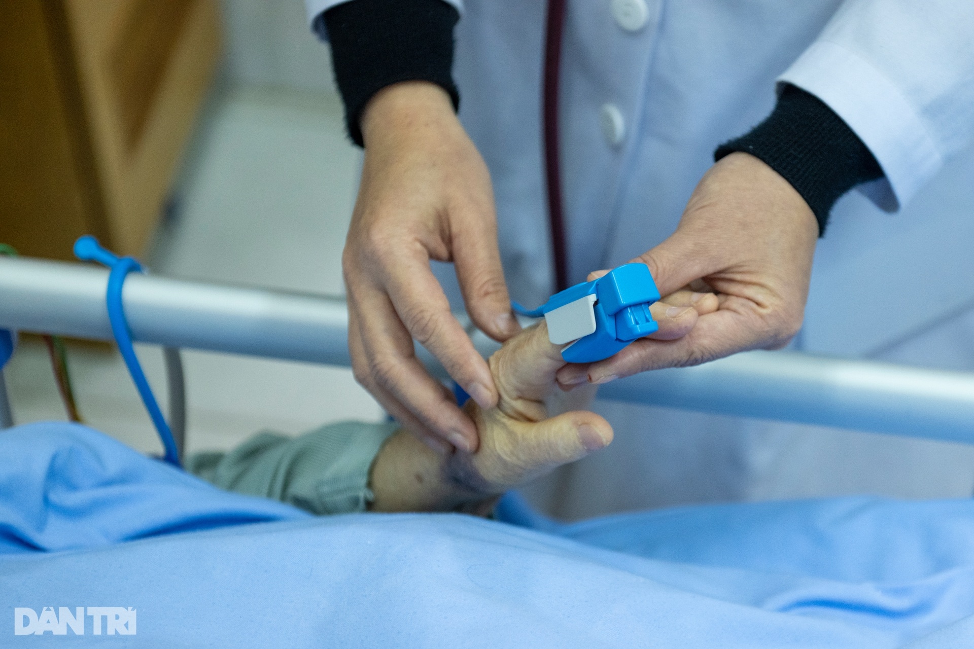 Bệnh nhân phổi trắng, mất Tết vì cúm A - 4 Bệnh nhân phổi trắng, mất Tết vì cúm A - 4