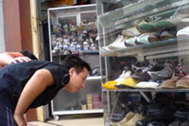 Đi “chợ đồ chôm” ở Hải Phòng