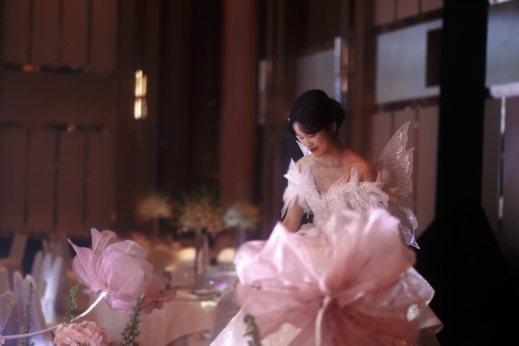 Đám cưới Tizi - Đích Lép: Chi tiền tỷ, thiết kế như cung điện cổ tích - 4 Đám cưới Tizi - Đích Lép: Chi tiền tỷ, thiết kế như cung điện cổ tích - 4