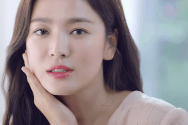 Song Hye Kyo dẫn đầu danh sách 10 mỹ nhân đẹp nhất xứ Hàn