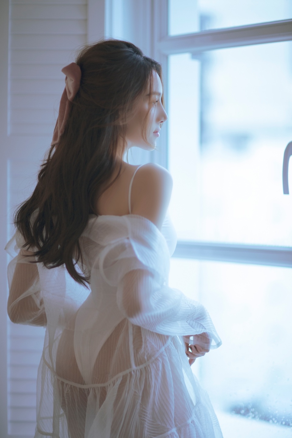 Lê Hà The Face khoe dáng thon gọn, tái xuất sau 3 năm ở nhà chăm con - 3 Lê Hà The Face khoe dáng thon gọn, tái xuất sau 3 năm ở nhà chăm con - 3