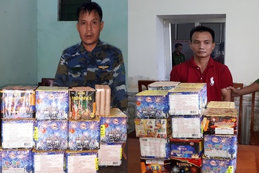 Hai đối tượng tàng trữ 51kg pháo chờ Tết bán kiếm lời