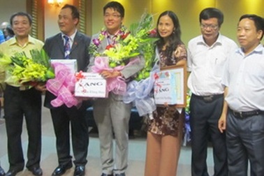 Đằng sau 8 huy chương Olympic Hóa học quốc tế 