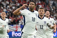 Đội tuyển Anh: Nỗi ám ảnh Scholes và bài học từ Iniesta, Ozil