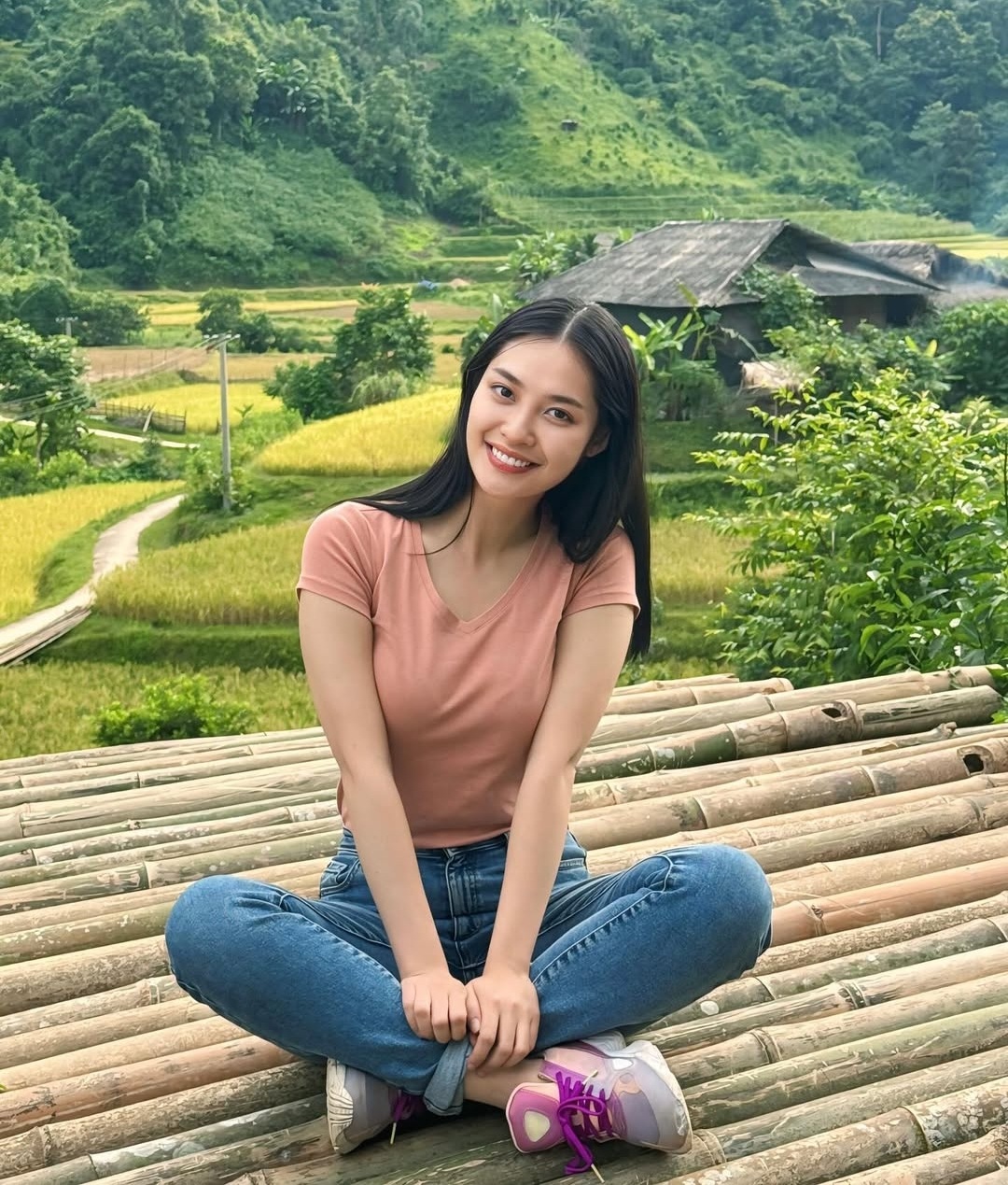 Cô gái dân tộc Tày đổi đời khi thành hoa hậu, kết hôn doanh nhân hơn 8 tuổi - 1 Cô gái dân tộc Tày đổi đời khi thành hoa hậu, kết hôn doanh nhân hơn 8 tuổi - 1