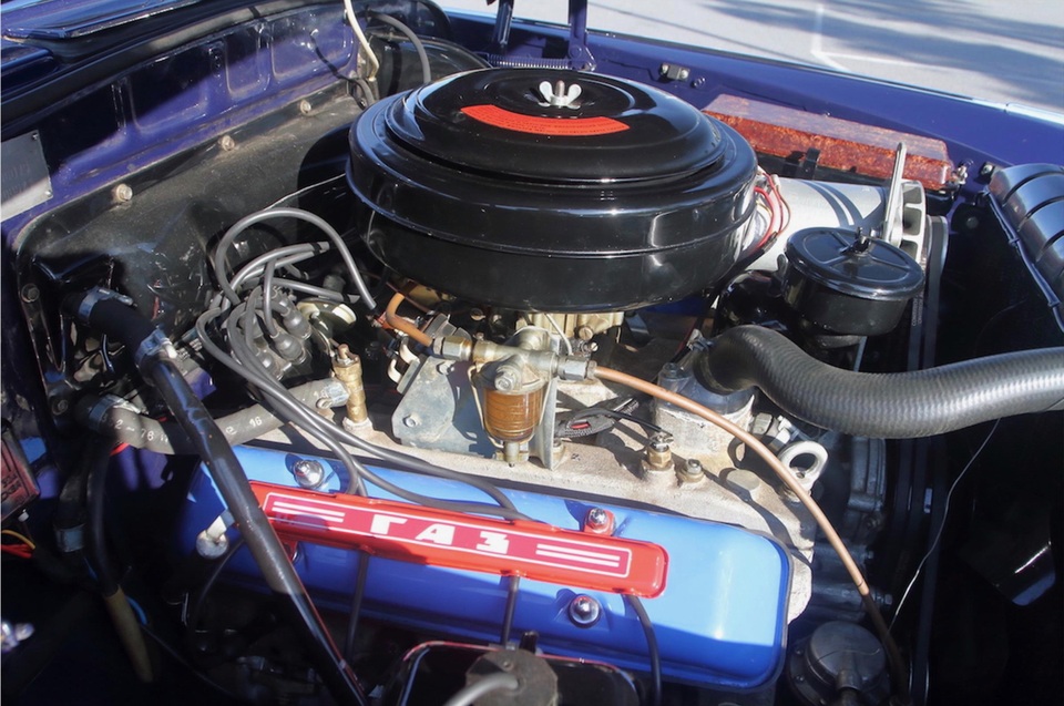 Chiếc xe Volga độ theo tiêu chuẩn an ninh KGB đang được rao bán - 7 Chiếc xe Volga độ theo tiêu chuẩn an ninh KGB đang được rao bán - 7