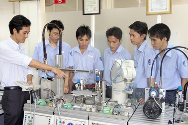 Bằng trung cấp nghề có tương đương bằng THPT?