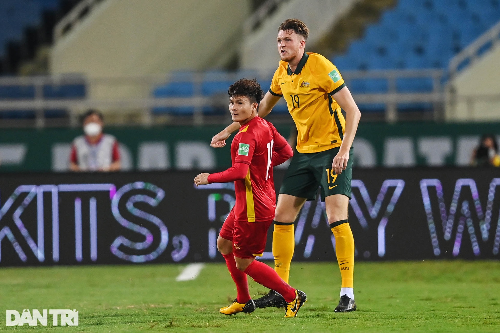 Những khoảnh khắc ấn tượng ở trận tuyển Việt Nam thua tiếc nuối Australia - 6 Những khoảnh khắc ấn tượng ở trận tuyển Việt Nam thua tiếc nuối Australia - 6