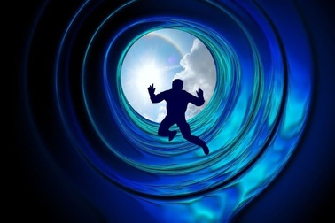 Giao tiếp với người cõi âm thông qua mạng xã hội và tin nhắn?