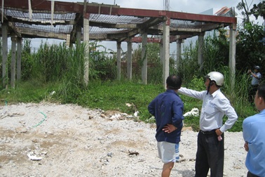 “Người lớn” bất hòa để khổ con trẻ!