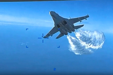 Nga chặn UAV Mỹ gần Crimea