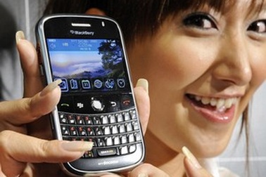 Vợ của CEO BlackBerry chê BlackBerry, thích smartphone Samsung