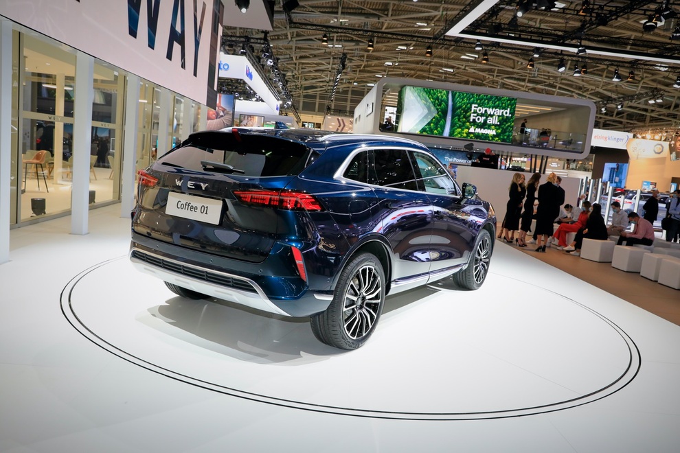 SUV Trung Quốc Wey Coffee 01 mang chuông đi đánh xứ người - 9 SUV Trung Quốc Wey Coffee 01 mang chuông đi đánh xứ người - 9