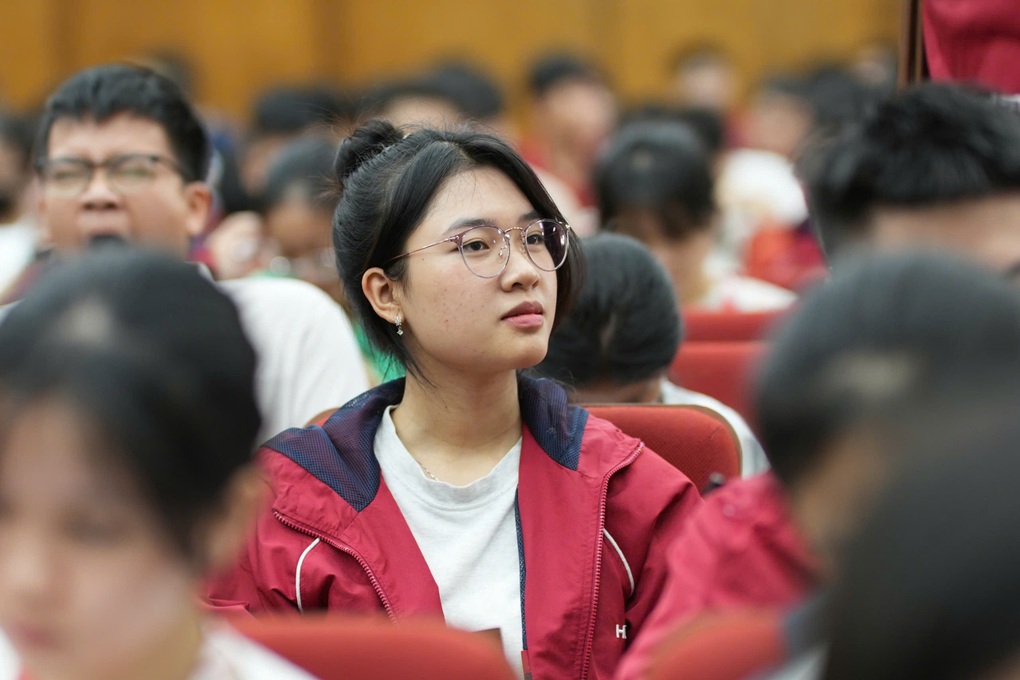 Công an chỉ ra lý do nhiều sinh viên sập bẫy lừa đảo, bắt cóc online - 3 Công an chỉ ra lý do nhiều sinh viên sập bẫy lừa đảo, bắt cóc online - 3