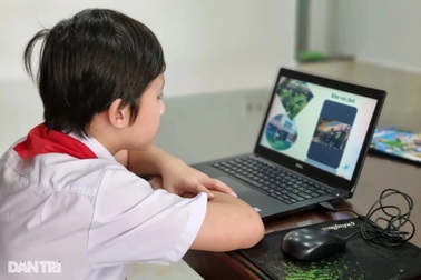 Vì quyền lợi học sinh, nội dung học trực tuyến phải gắn với thi cử