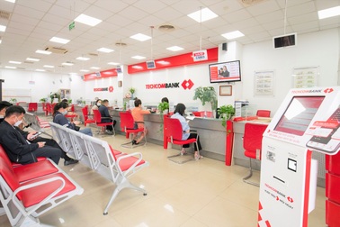 Techcombank vào top doanh nghiệp nộp thuế thu nhập lớn nhất năm 2021