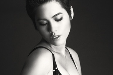 Vẻ gợi cảm của Á hậu Hoàng My