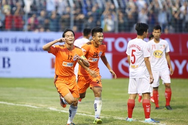 SHB Đà Nẵng đánh bại HAGL ngày khai sân Hòa Xuân