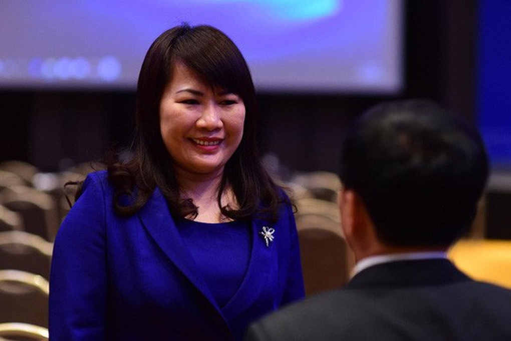 Miễn nhiệm Chủ tịch hội đồng quản trị Eximbank Lương Thị Cẩm Tú - 1 Miễn nhiệm Chủ tịch hội đồng quản trị Eximbank Lương Thị Cẩm Tú - 1