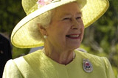 Những nhân vật hoàng gia giàu có nhất thế giới