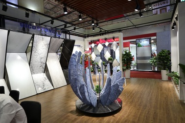 Lý giải sức hút của gian hàng VICOSTONE tại chuỗi sự kiện Vietbuild 2019