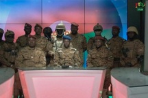 Quân đội Burkina Faso tuyên bố lật đổ Tổng thống
