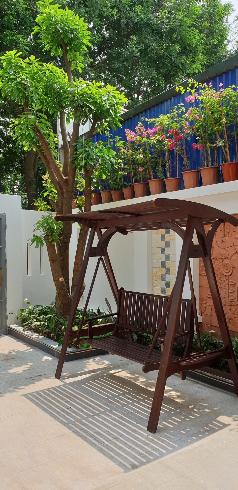 Chiêm ngưỡng ngôi biệt thự có đến 4 khu vườn xanh mát giữa lòng Hà Nội - 11 Chiêm ngưỡng ngôi biệt thự có đến 4 khu vườn xanh mát giữa lòng Hà Nội - 11