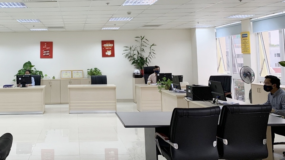 Sáng đầu tiên thực hiện cách ly xã hội - 20 Sáng đầu tiên thực hiện cách ly xã hội - 20