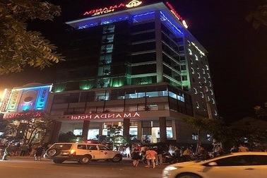 Lên tầng 11 khách sạn uống cà phê rồi bất ngờ nhảy lầu tự vẫn