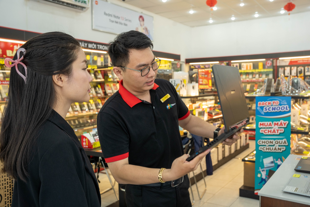 Sắm laptop tại FPT Shop, nhận đến 3 năm bảo hành cùng 1 năm Office 365 - 2 Sắm laptop tại FPT Shop, nhận đến 3 năm bảo hành cùng 1 năm Office 365 - 2