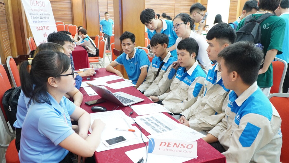 Đề nghị cho phép cơ sở giáo dục nghề nghiệp dạy văn hóa cấp THPT - 4 Đề nghị cho phép cơ sở giáo dục nghề nghiệp dạy văn hóa cấp THPT - 4