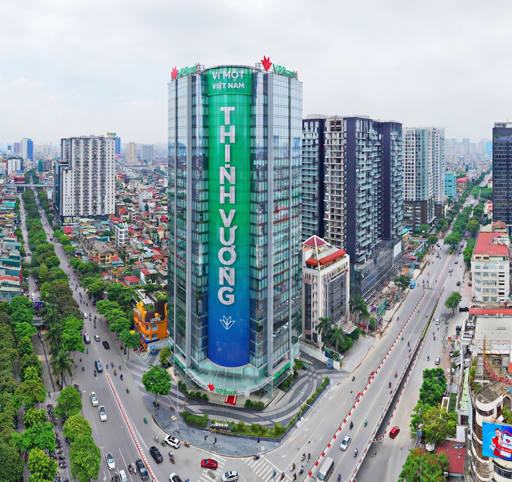VPBank xếp hạng 11 trong Top 50 thương hiệu giá trị nhất Việt Nam 2022 - 2 VPBank xếp hạng 11 trong Top 50 thương hiệu giá trị nhất Việt Nam 2022 - 2
