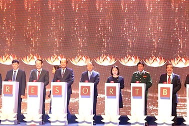 Thủ tướng dự lễ khởi công công trình chào mừng Đại hội Đảng bộ Nghệ An