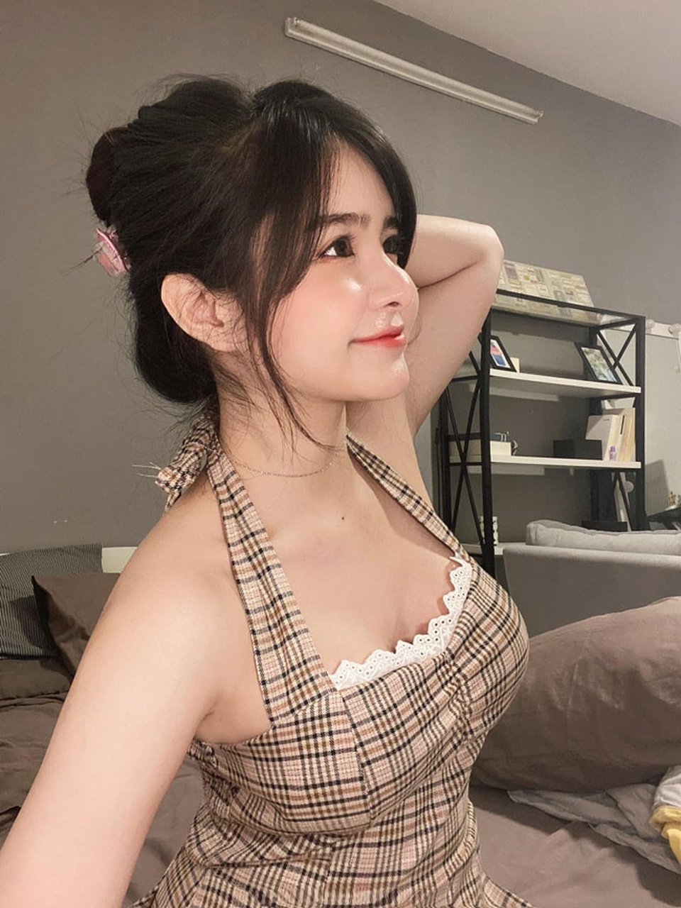 Cô gái Sài thành được ca ngợi xinh như búp bê đời thực - 12 Cô gái Sài thành được ca ngợi xinh như búp bê đời thực - 12