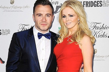 Gọng ca nổi tiếng của Westlife điêu đứng vì phá sản